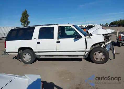 1993 GMC Suburban K1500 z USA, uszkodzony, nr VIN 1GKFK16K0PJ725870